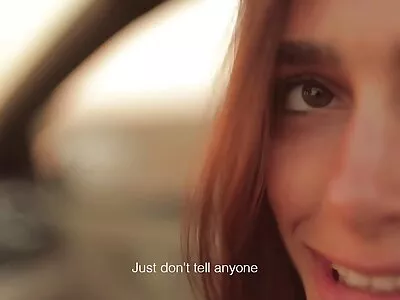 Приголомшлива дівчина-підлітка домінує абсолютно незнайома людина секс мами