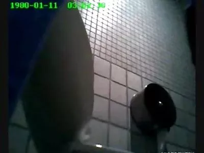 Руда струнка красуня віддає свою син і мама секс кицьку вітчиму
